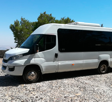 Alquiler de minibús para bodas en Marbella