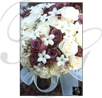 Bouquets de rosas blancas para novias