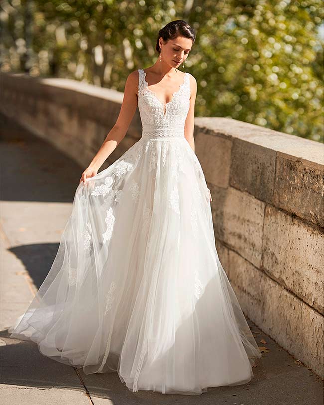 Vestido de novia de encajes Alma Novias 2021 Wyatt