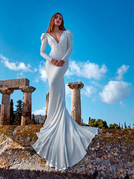 Nicole Milano Vestido de novia con mangas 2022