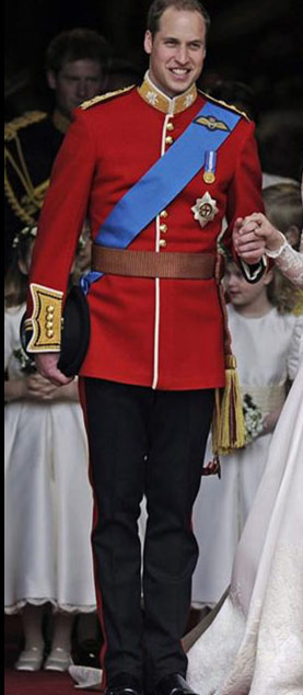  el príncipe Guillermo con su traje de boda 