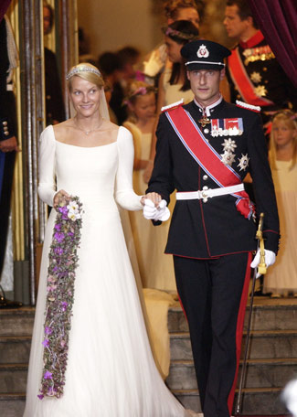  Haakon de Noruega y Mette-Marit Thyssen juntos 