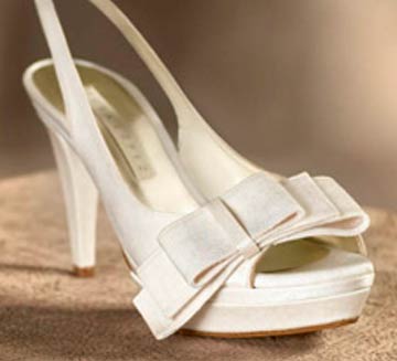 Zapatos de novia de Pronovias